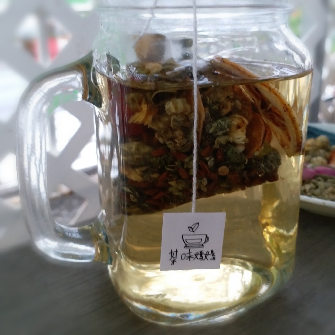 美白瘦身《六味消脂茶》